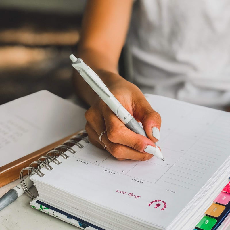 PILOT Acroball PureWhite Advanced Ink Refillable & Retractable Ball Point Pens with Silver Accents, Fine Point, Black Ink, 14-Pack (14694) - Image 3